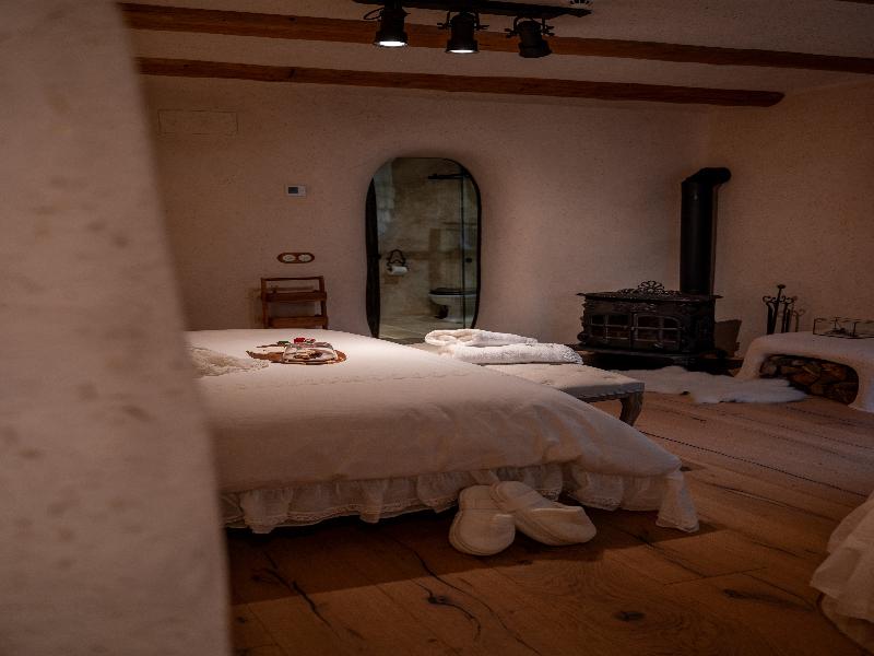 Castelul De Lut image
