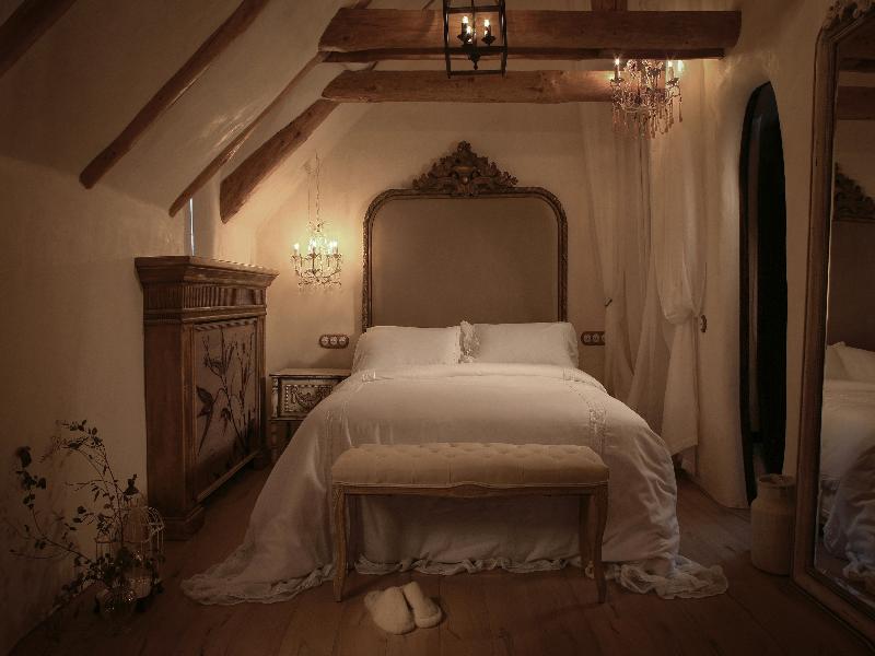 Castelul De Lut image