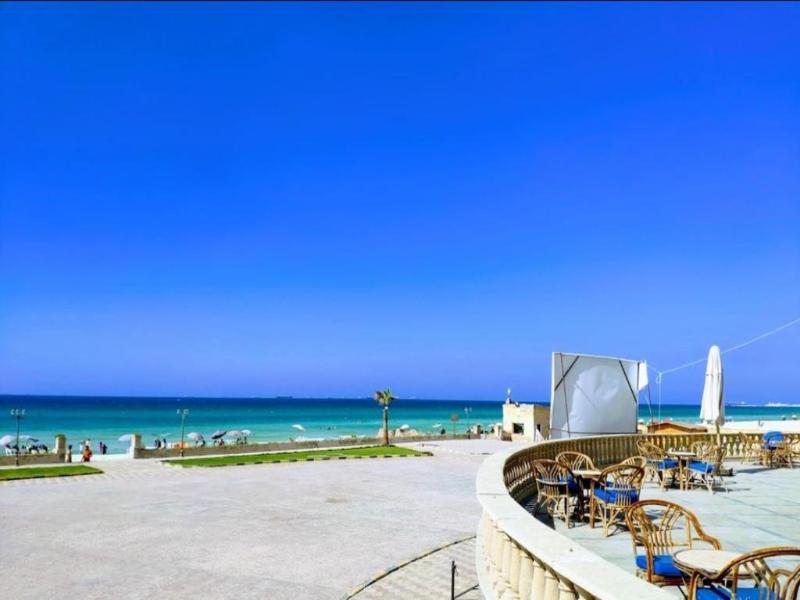 SeaView Hotel image