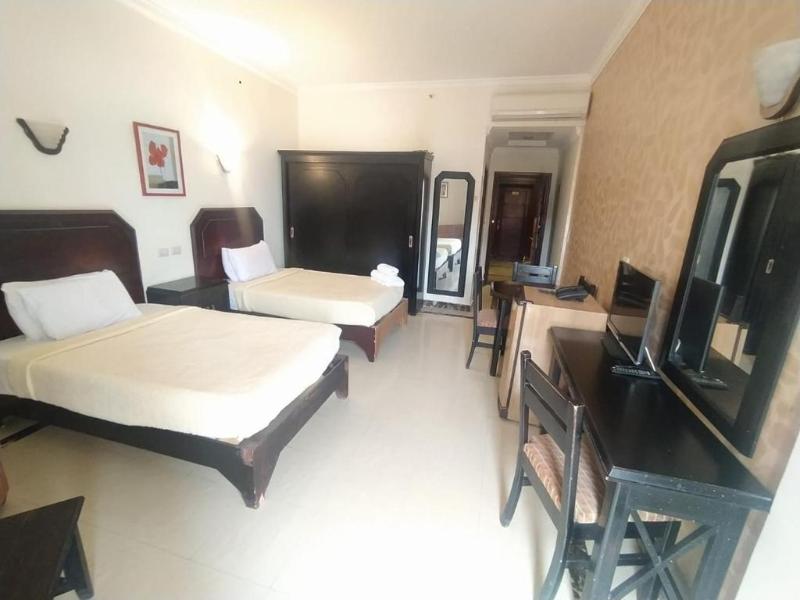 SeaView Hotel image