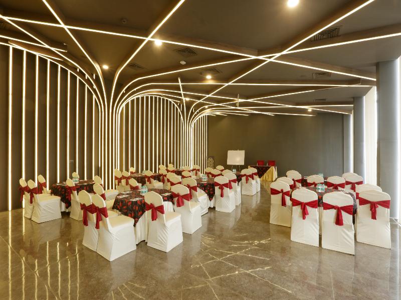 Vesta Sapphire Jaipur - A City Center Hotel image