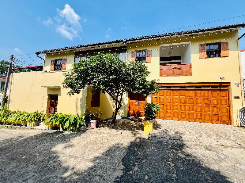 Colonial Retreat Villa — exterior view