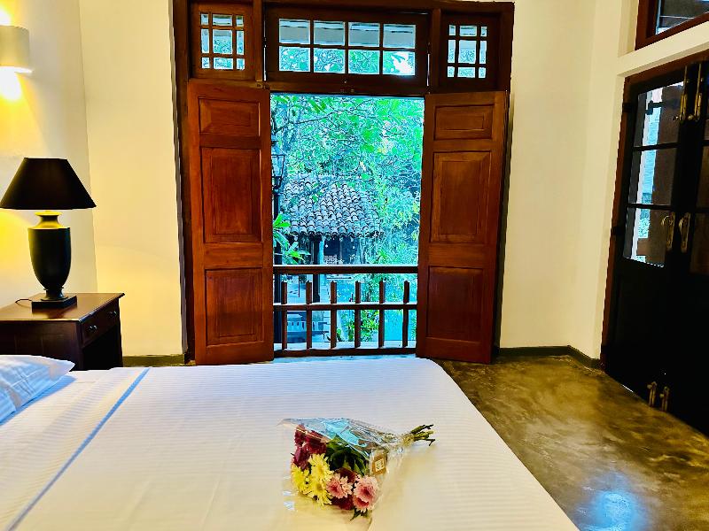 Colonial Retreat Villa image
