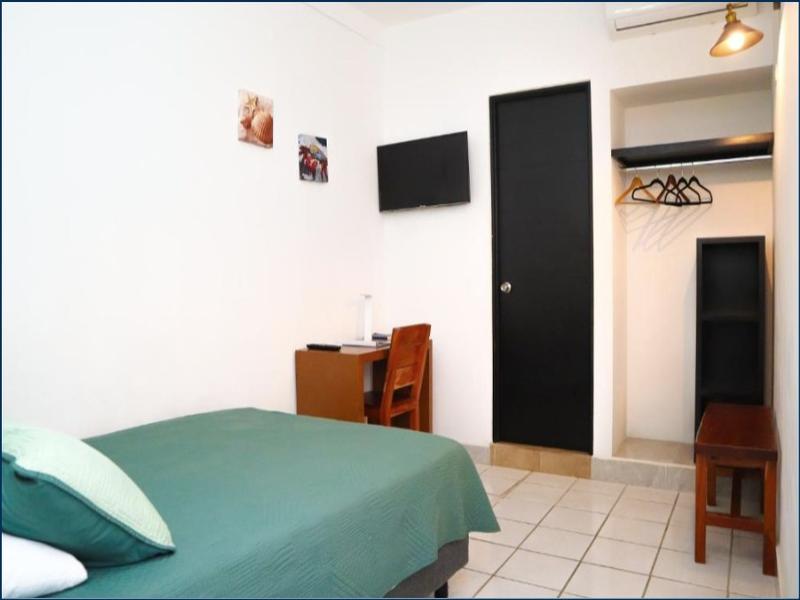 Hotel Plaza Doradas image
