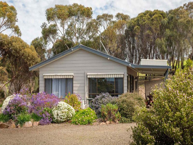 Emu Bay Holiday Homes image
