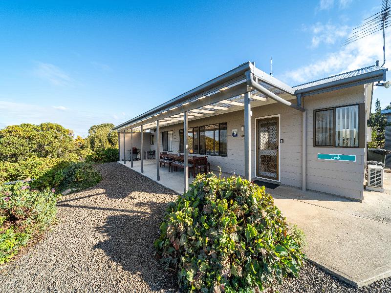 Emu Bay Holiday Homes image