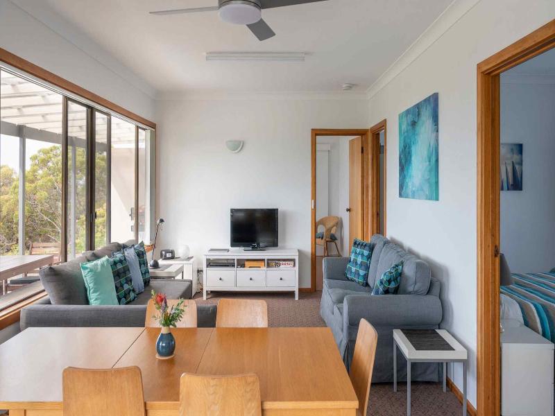 Emu Bay Holiday Homes image