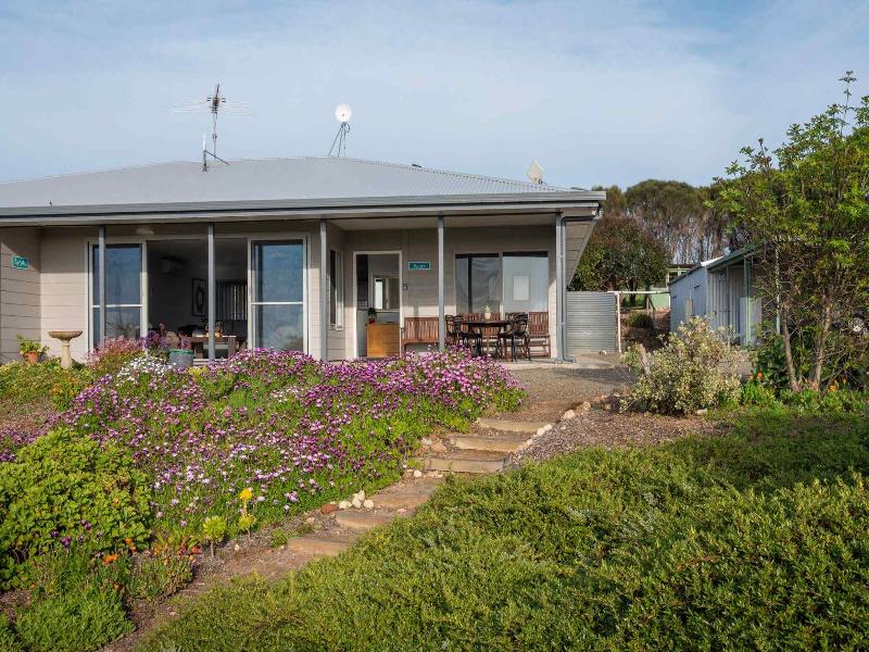 Emu Bay Holiday Homes image