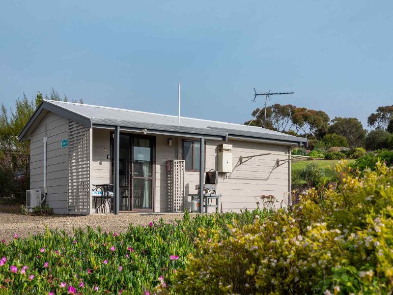 Emu Bay Holiday Homes image