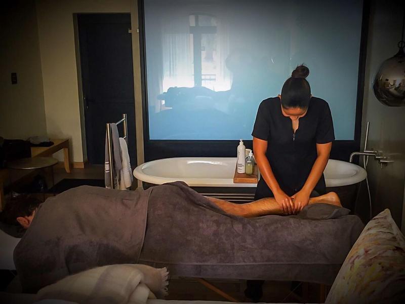 Le Petit Manoir Boutique Hotel Franschhoek image