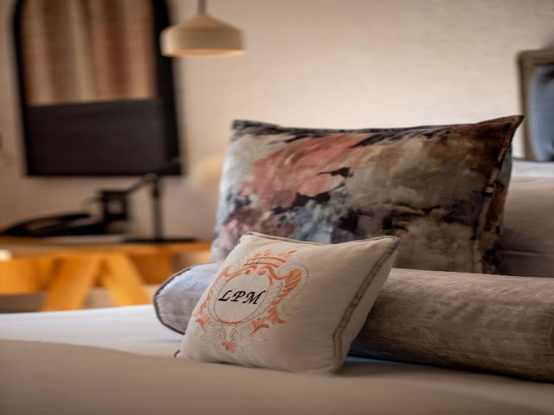 Le Petit Manoir Boutique Hotel Franschhoek image