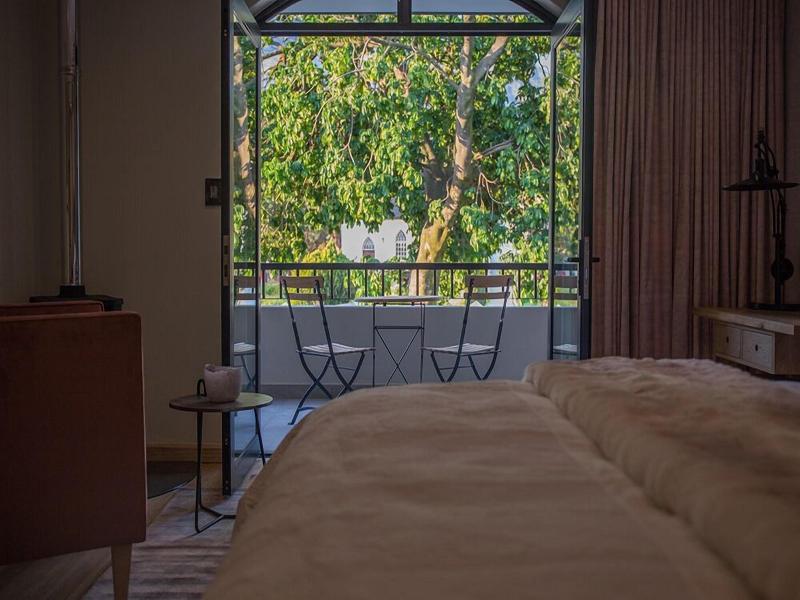 Le Petit Manoir Boutique Hotel Franschhoek image