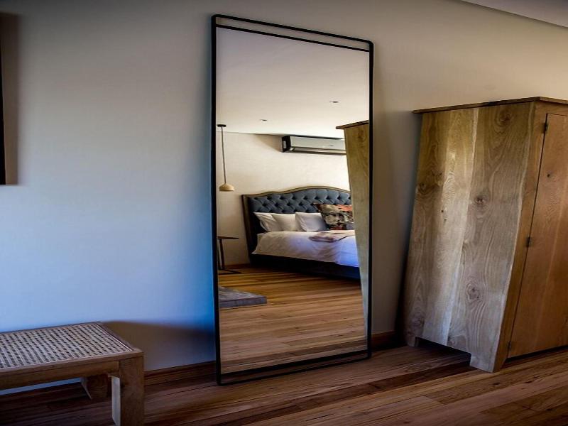 Le Petit Manoir Boutique Hotel Franschhoek image