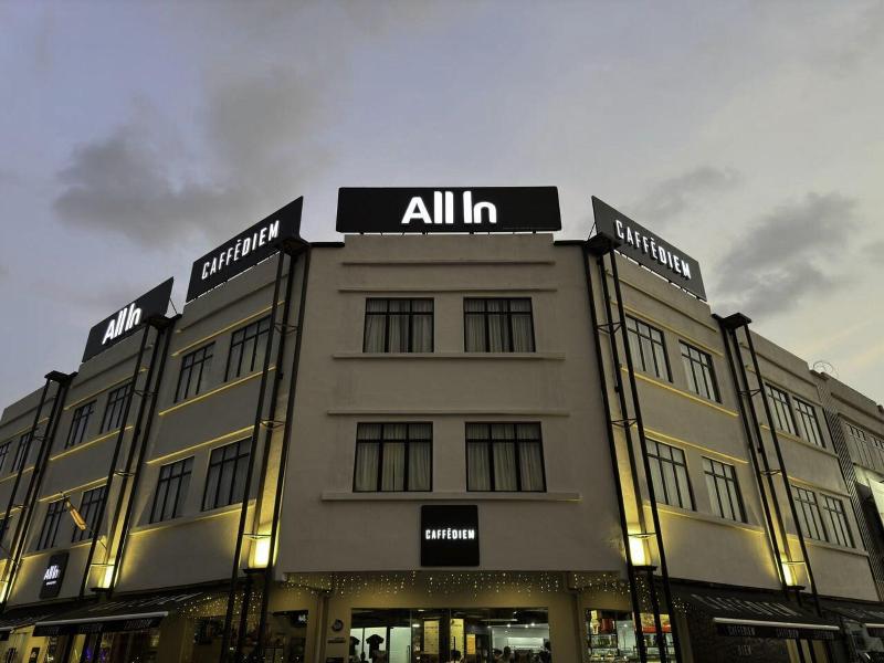 All In Hotel image