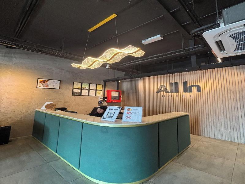 All In Hotel image