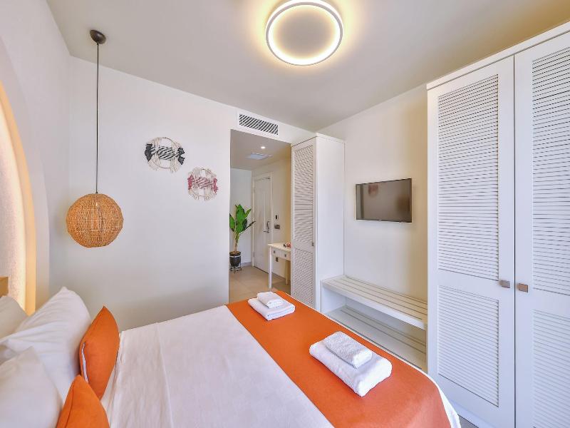 Pastel Rooms image