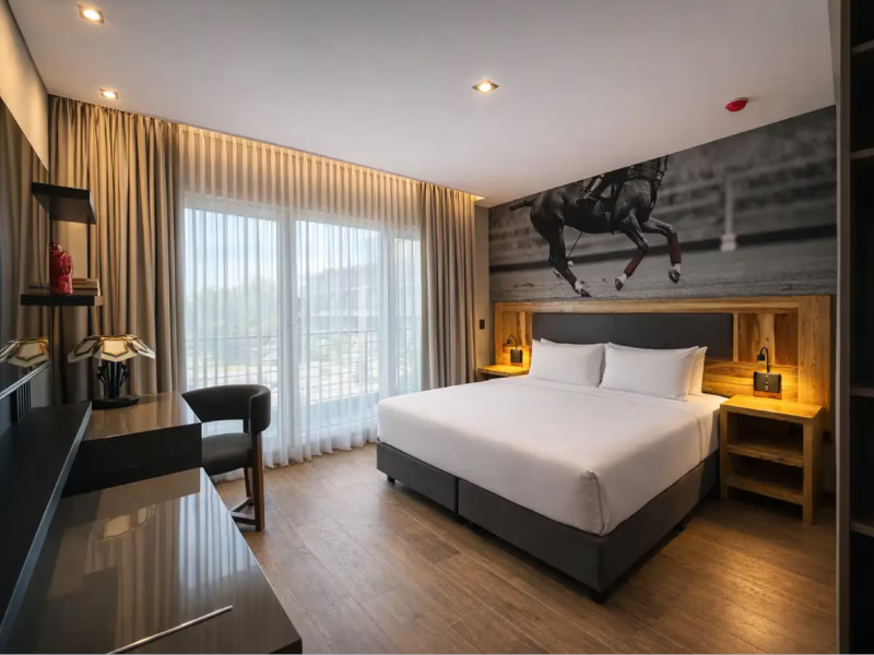 Radisson Red Funes image