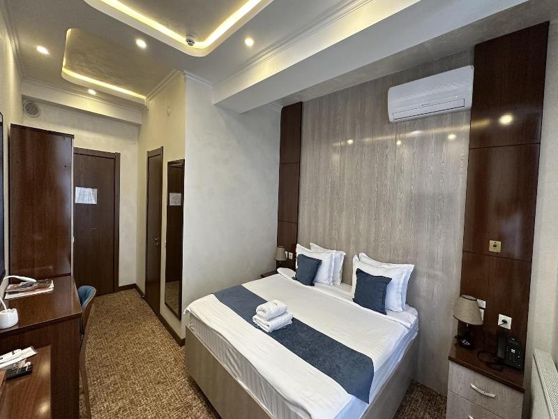 Rayyan Hotel Tashkent image