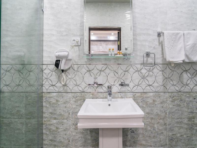 Rayyan Hotel Tashkent image