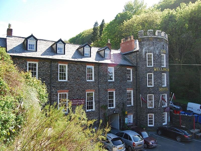 Wellington Hotel image
