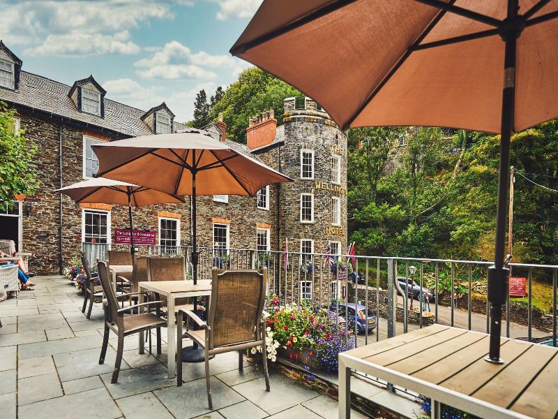 Wellington Hotel image