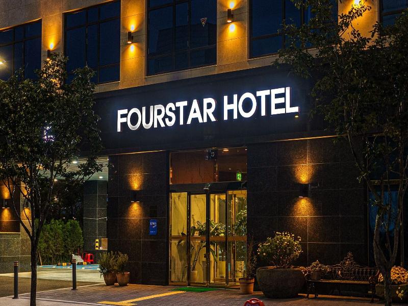 Hotel Four Star image