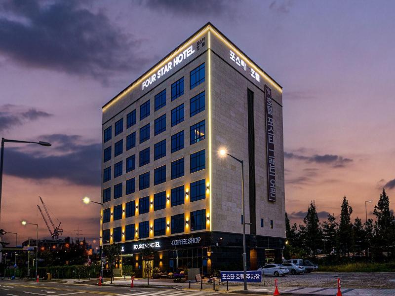Hotel Four Star image