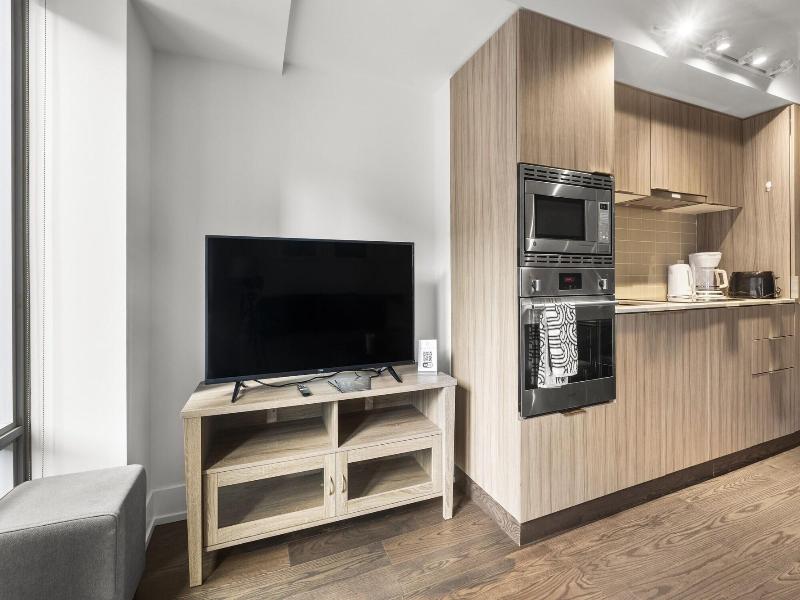 The Britt Condos In Downtown Toronto 3