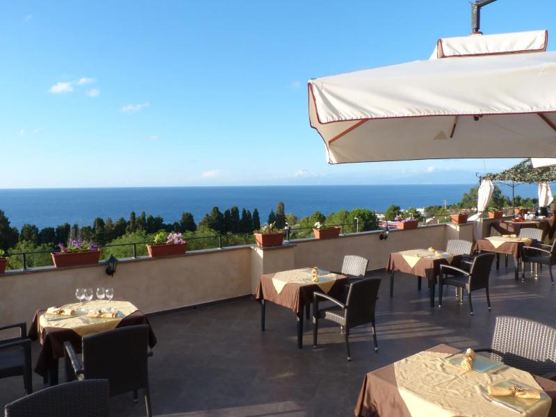 Hotiday Tropea Parghelia image