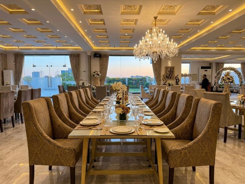 Regency Suite Hotel image