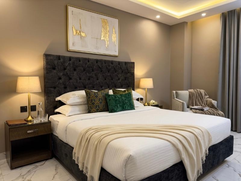 Regency Suite Hotel image