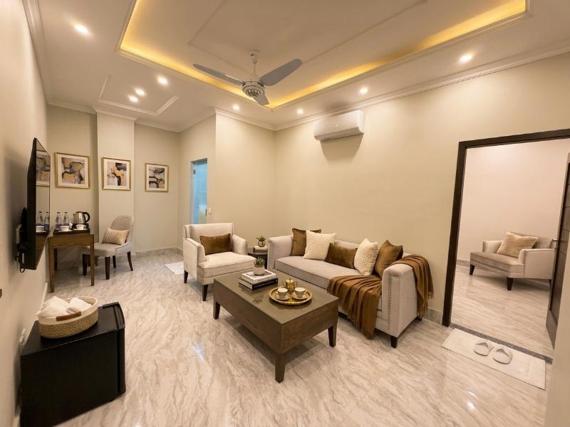 Regency Suite Hotel image