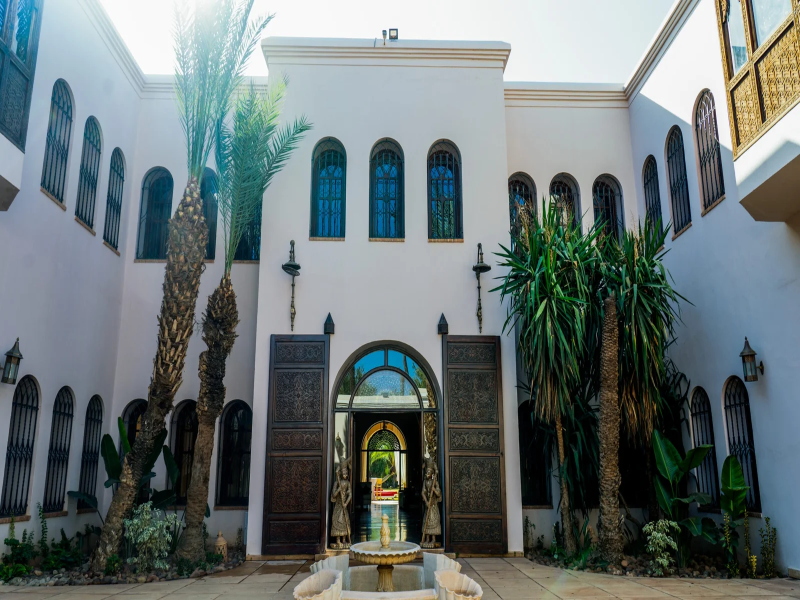 Palais Farah image