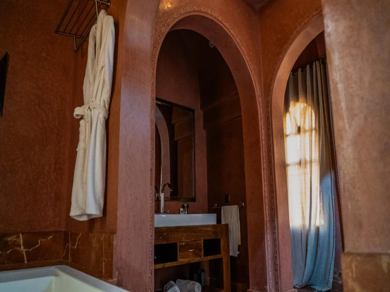 Palais Farah image