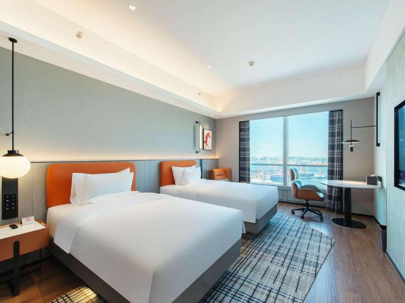 Novotel Dalian Zhongshan Square image