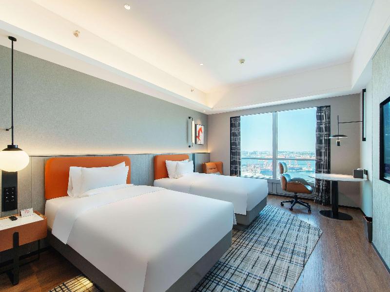 Novotel Dalian Zhongshan Square image