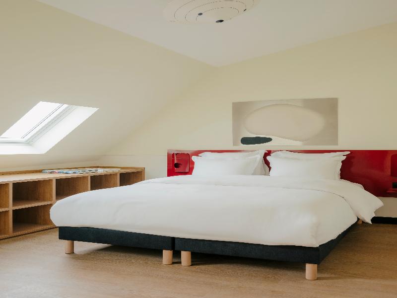 Edgar Suites Jules Ferry image
