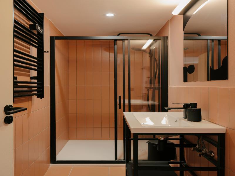Edgar Suites Jules Ferry image