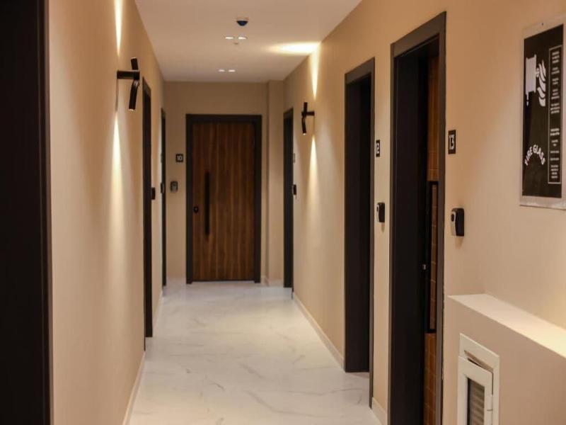 Blue Studios By Comfort Suites image