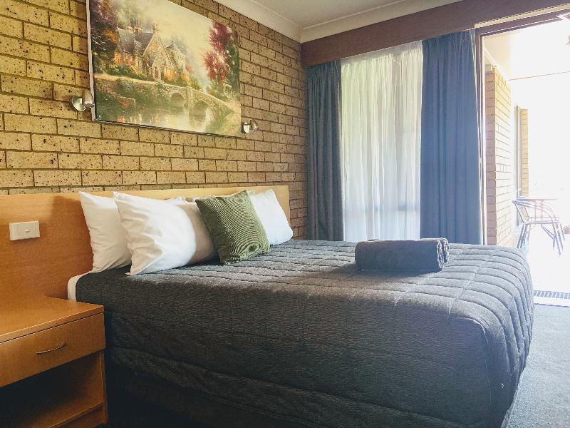 Queen Room