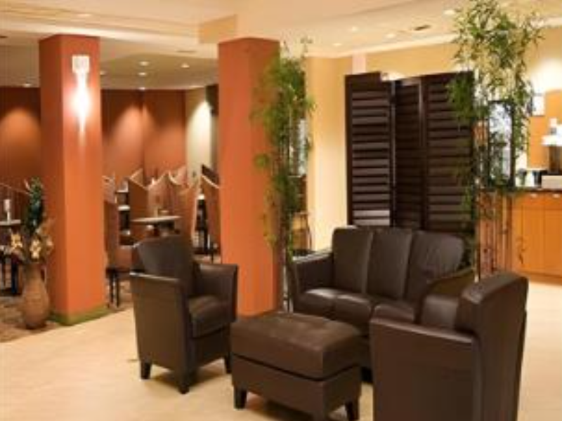 Country Inn & Suites By Radisson Tyler University image