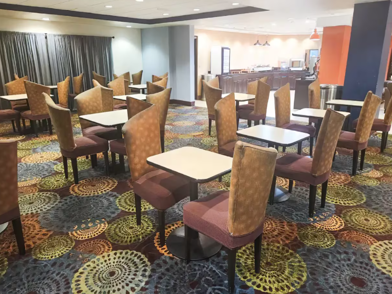 Country Inn & Suites By Radisson Tyler University image