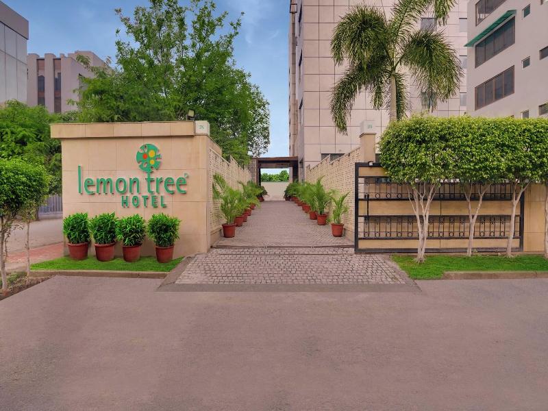 Lemon Tree Hotel Noida image