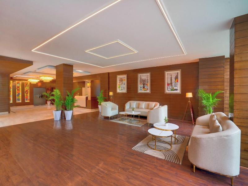 Lemon Tree Hotel Noida image