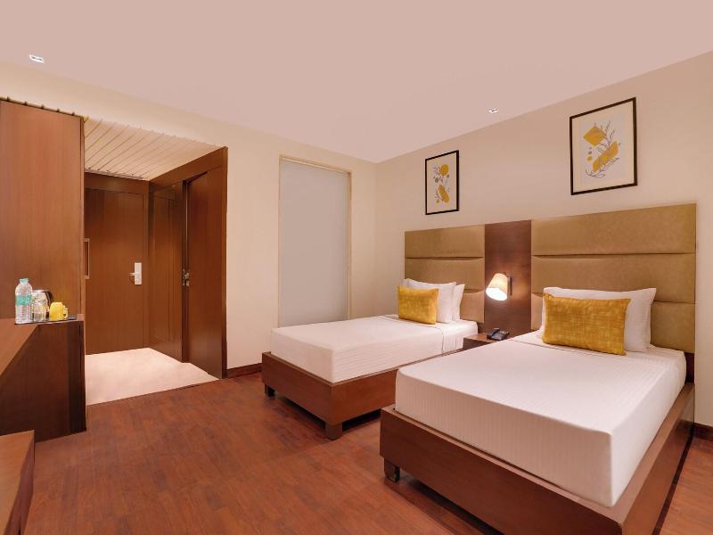 Lemon Tree Hotel Noida image