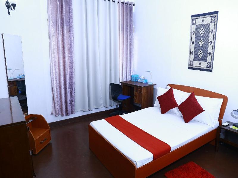 Oasis Colombo image