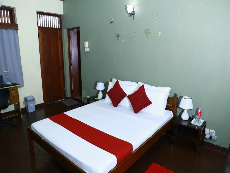Oasis Colombo image