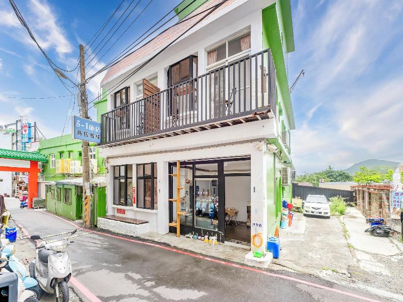 5 1 Homestay image