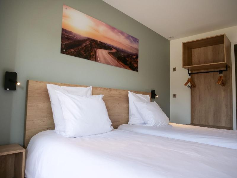 Motel 991 image
