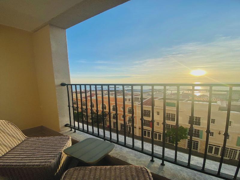 Azure Premium Apartments